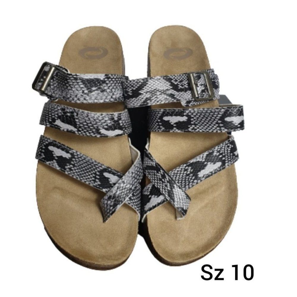 Women's Slip On Strappy Sandals 10 Buckle Strap Toe Loop Snake Print Sz 10 NWOT